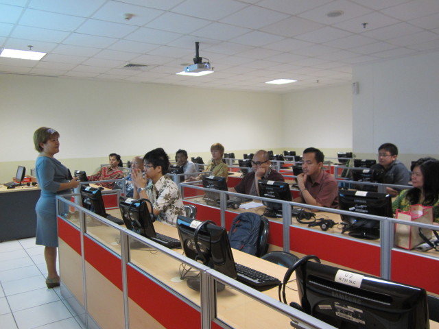 Academic English training for lecturers