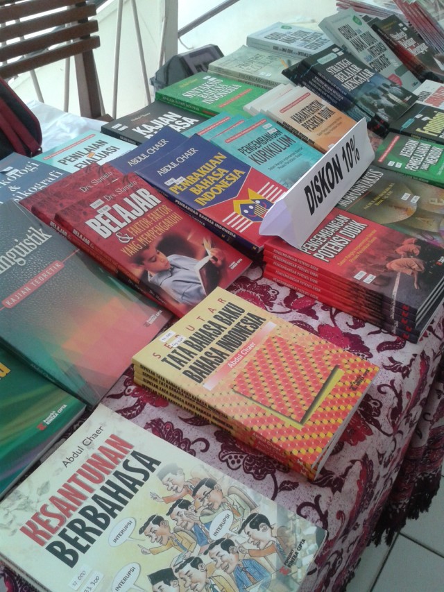 Pameran Buku BIPA dan Bahasa Indonesia di UNJ.